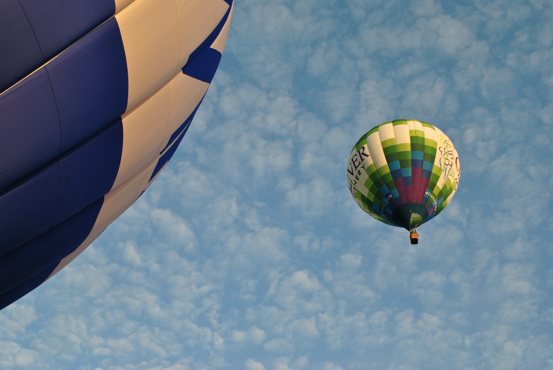 Loire Valley -off the beaten tracks-loot air balloon flight