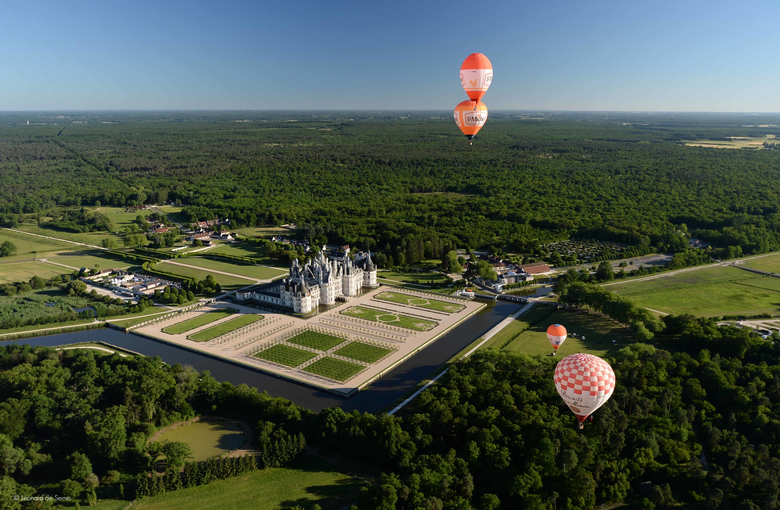 hot air balloon ride chambord