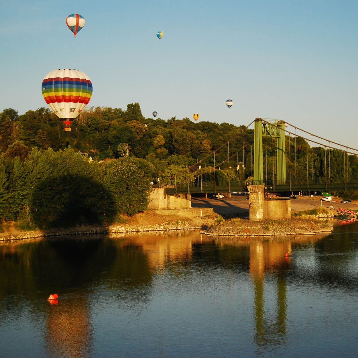 hot air balloon ride montgolfiere