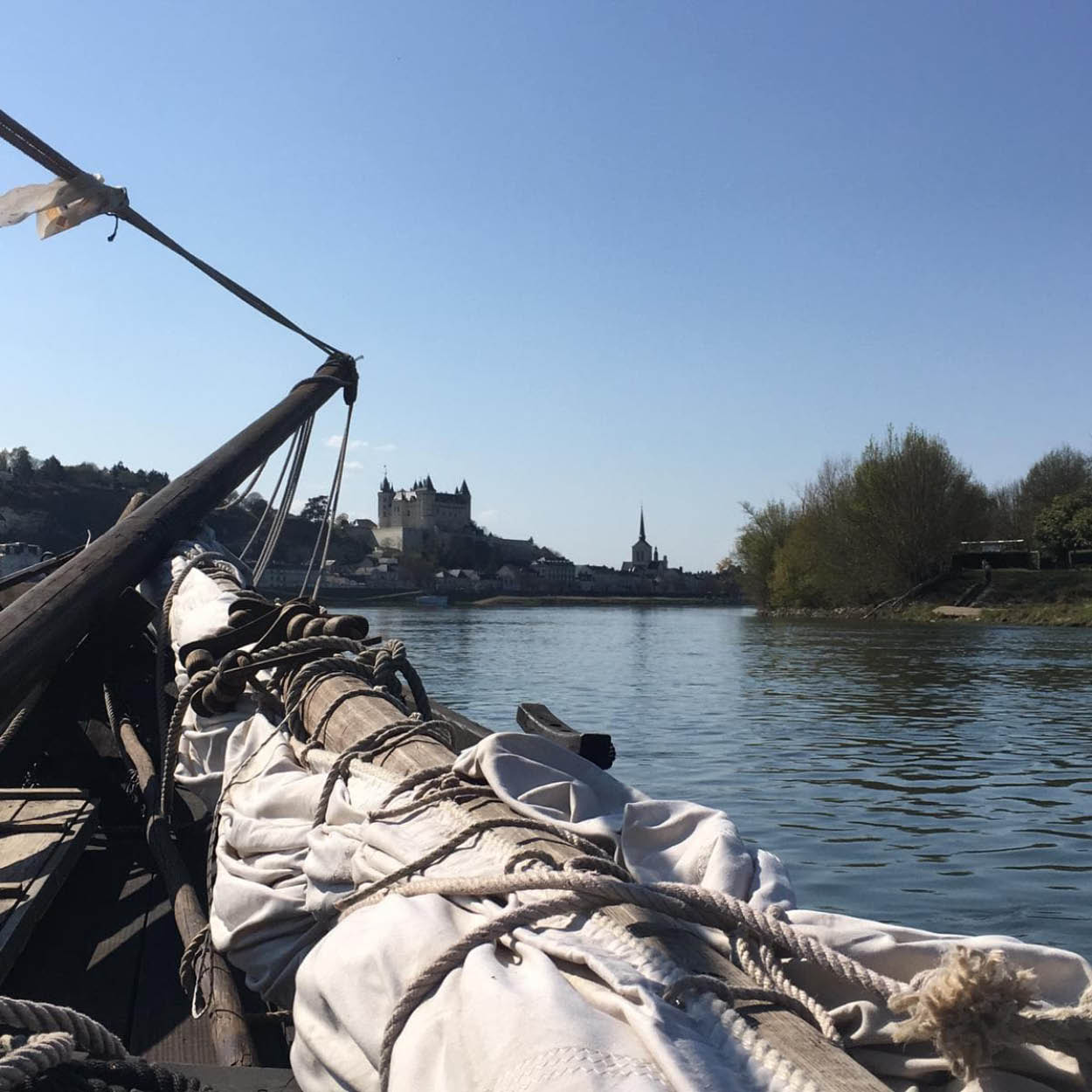 boat cruise loire