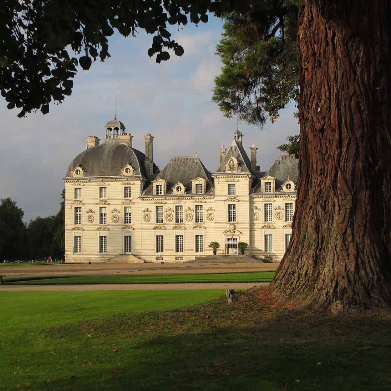 castle chateau cheverny loire valley